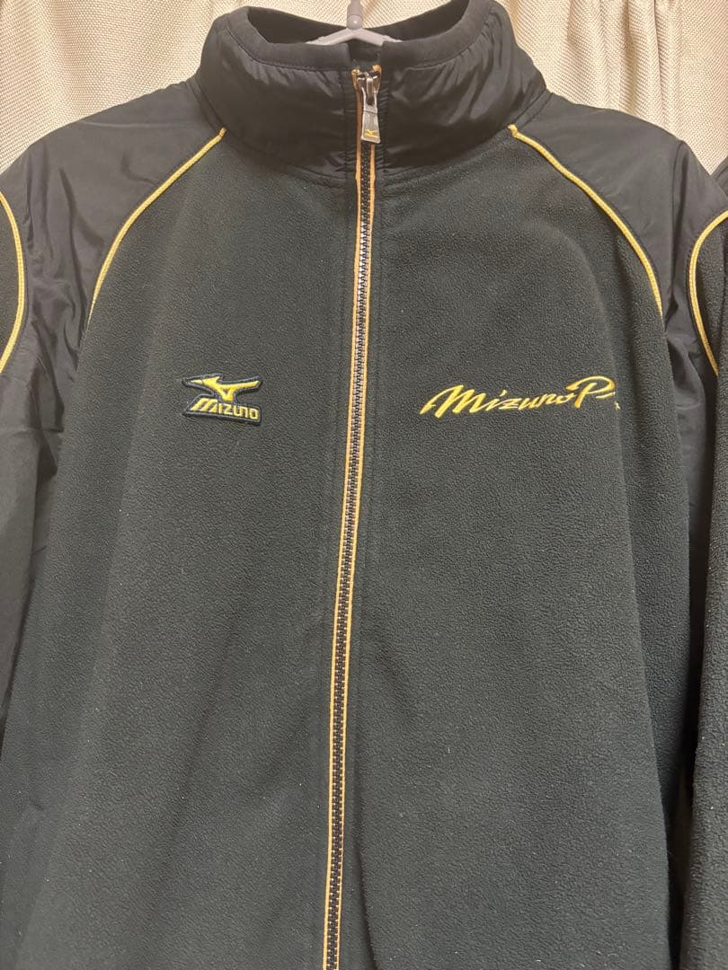 【MizunoPro】 フリースジャケット　上下セット 黒×ゴールド　上M 下L