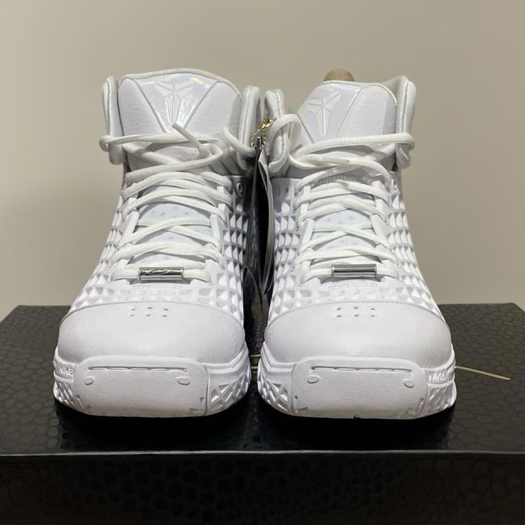 【新品未着用】NIKE KOBE 3 PROTRO 【27.0cm】(US9)