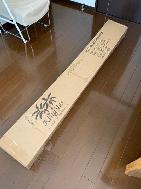 新品　アメリカで購入　ガーデンパラソル　直径約3m