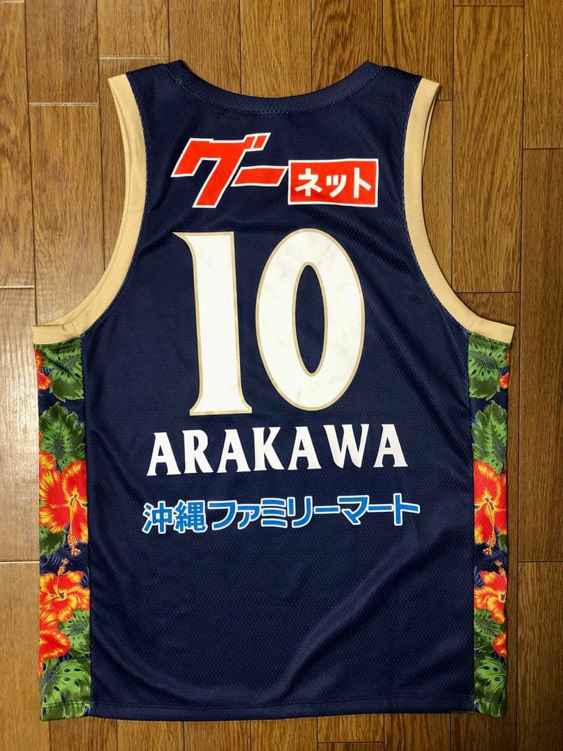 【美品】人気 荒川楓選手レプリカユニフォームゴールド 琉球ゴールデンキングス M