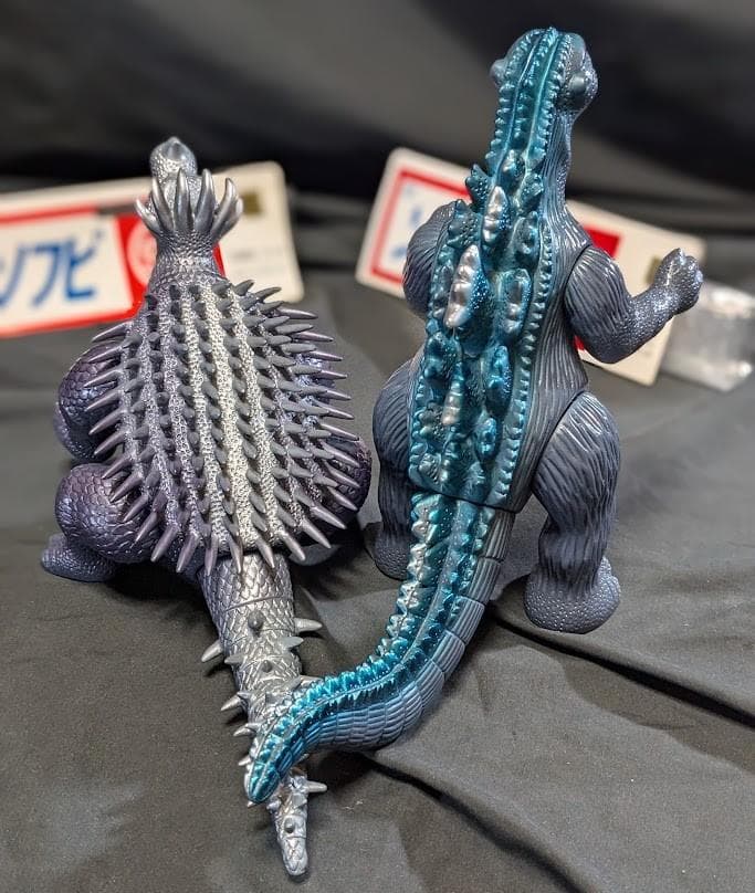 逆襲ゴジラ＆アンギラス（マルサン）ソフビフィギュア２体セット