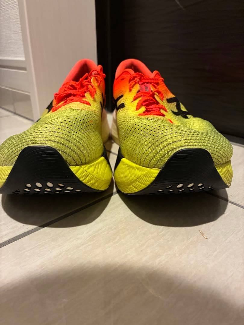 【値下可】ASICS メタスピードエッジPARIS27.5cm