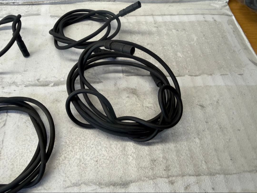 シマノ　EW-SD50 di2 エレクトリックケーブル　4本セット