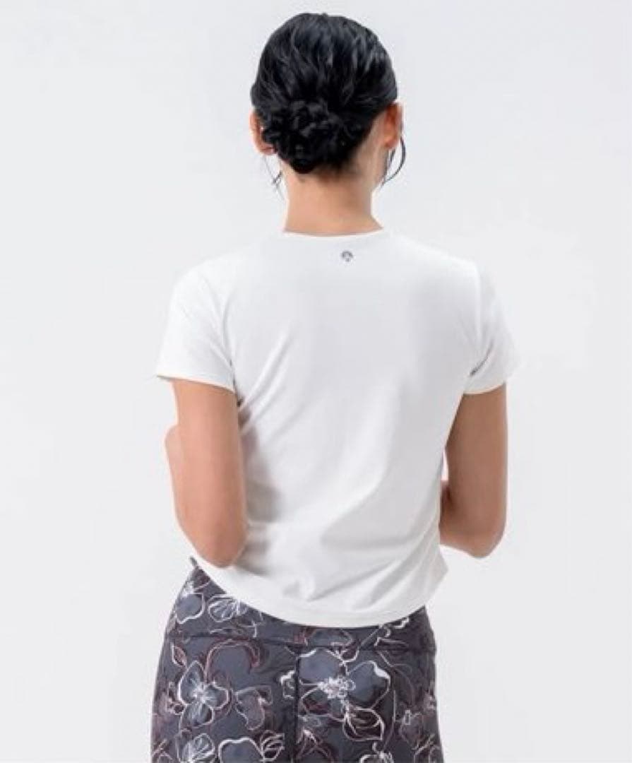 【SUKALA】サイドギャザーカップ付きTee Mサイズ オフホワイト新品