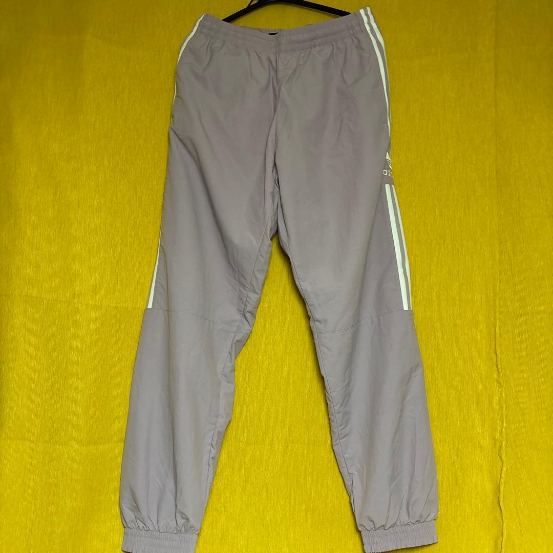 未使用）adidas うすいピンクジャージ上下セット