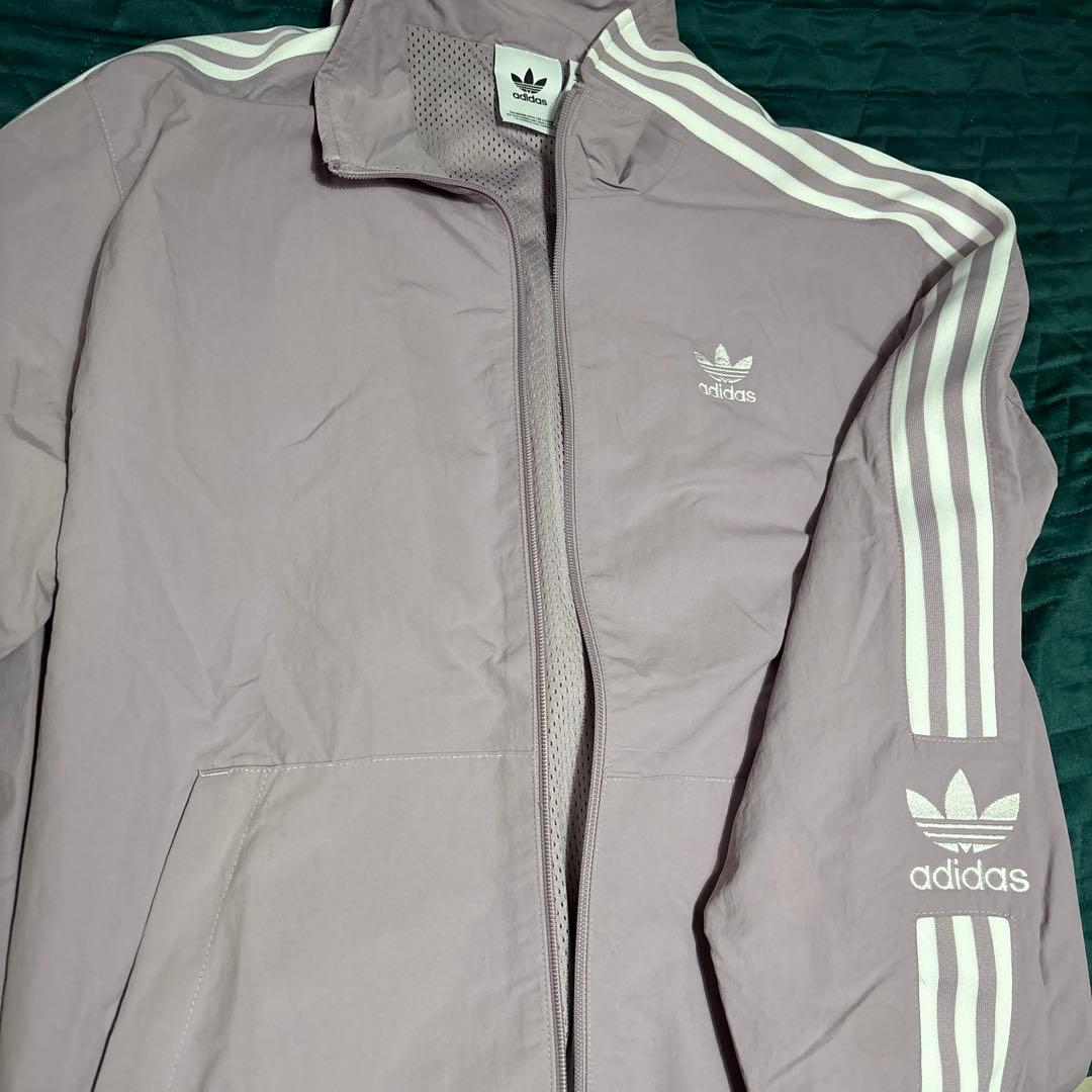 未使用）adidas うすいピンクジャージ上下セット