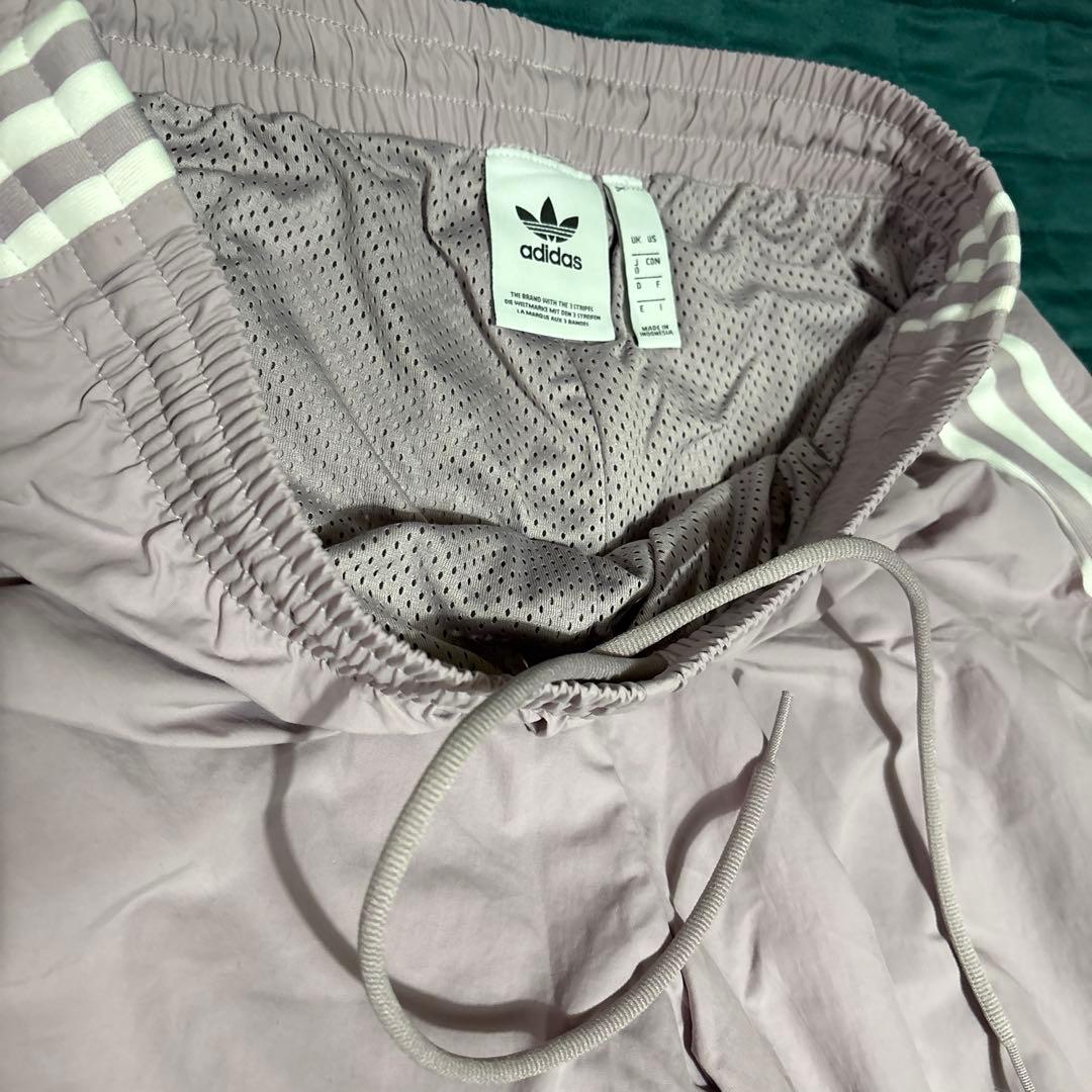 未使用）adidas うすいピンクジャージ上下セット