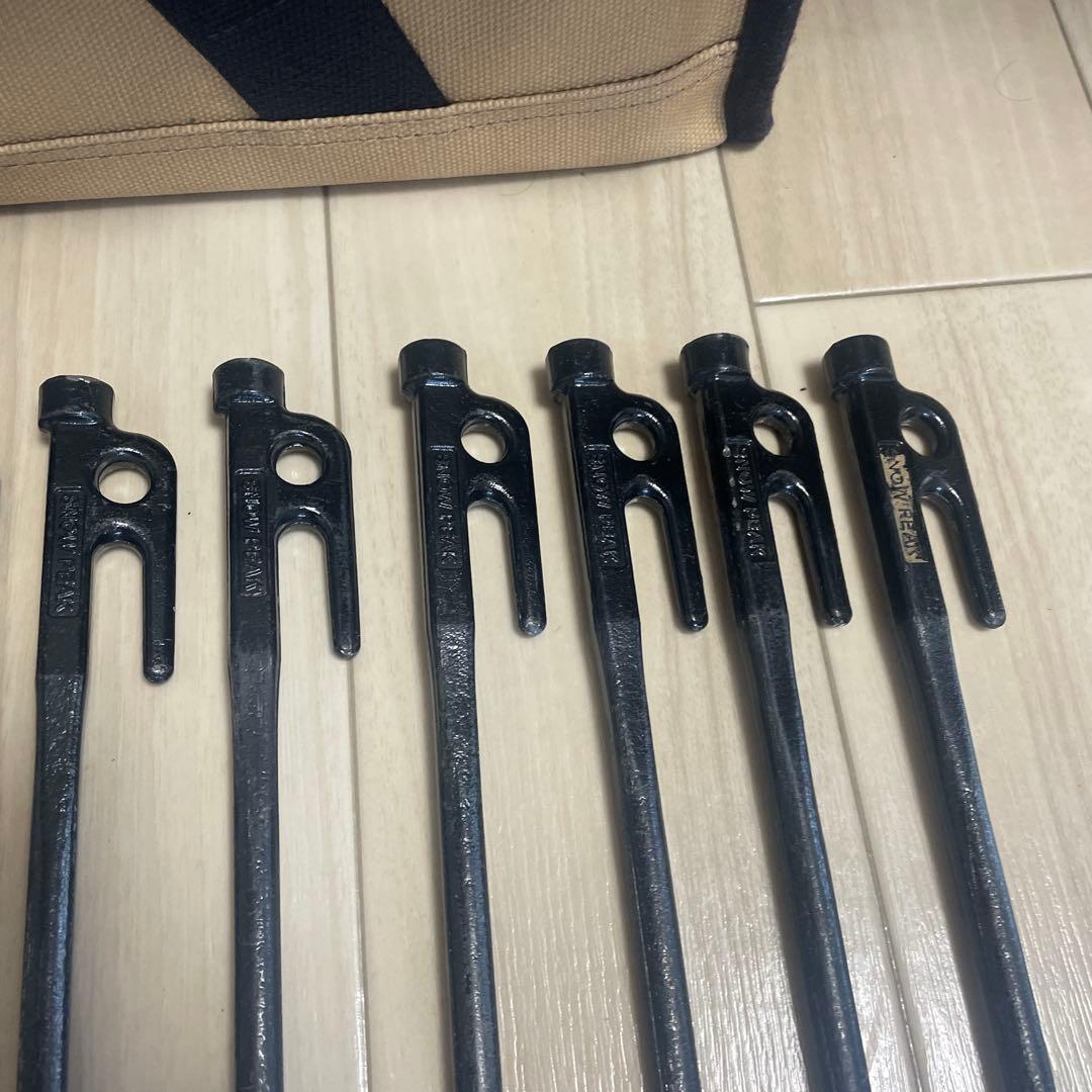ペグ12本セットとハンマー　マルチコンテナM スノーピーク