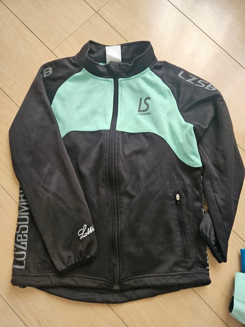 LUZeSOMBRA ルースイソンブラ 140 サッカーウエア　 まとめ売り