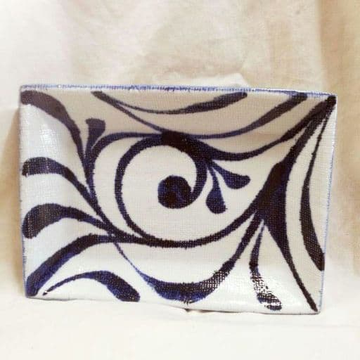 美品 砥部焼 梅山窯 布目皿 平皿 角皿 一つ唐草 角皿 藍染付 2セット
