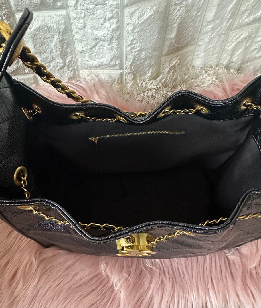 Chanel ノベルティ新品黒 キルティングレザーバッグ