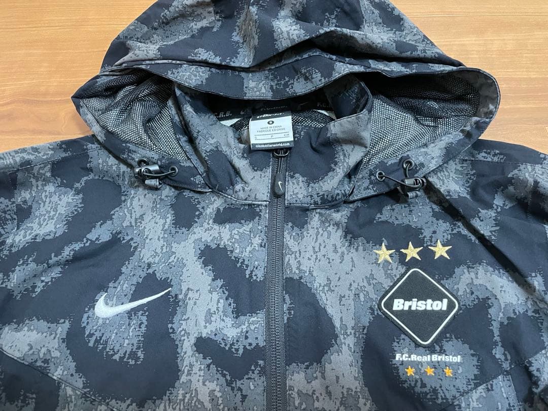 Nike soph fcrb ソフ ヒョウ jkt レオパード supreme