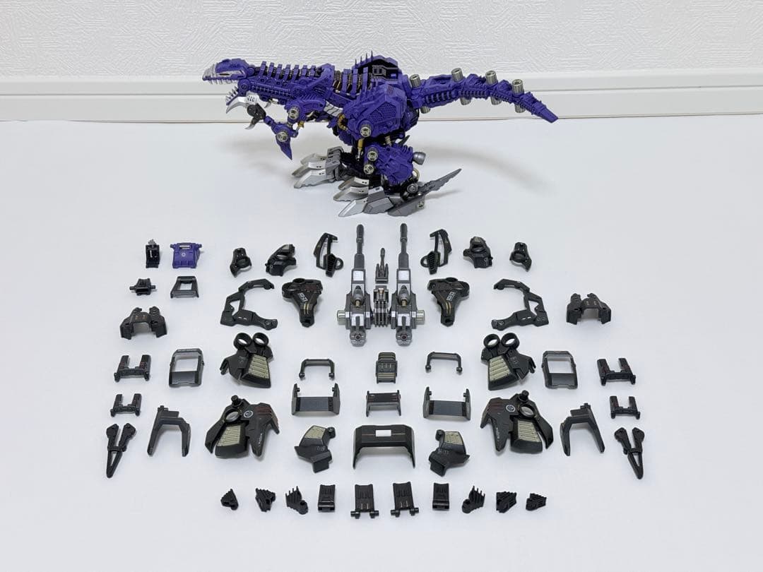 ZOIDS AZ-09 GENOSAURER 塗装済み完成品