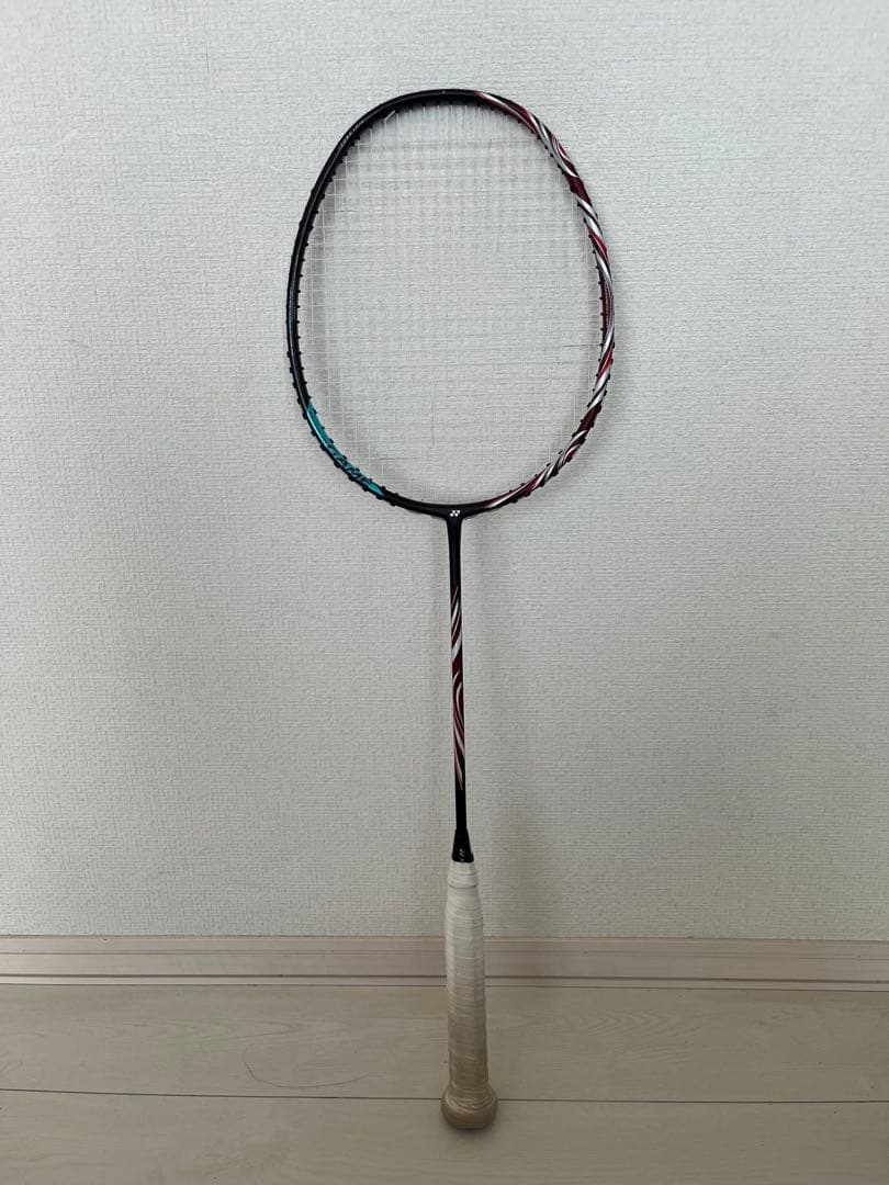 【ほぼ新品】YONEX アストロクス ASTROX 100 GAME 4UG5