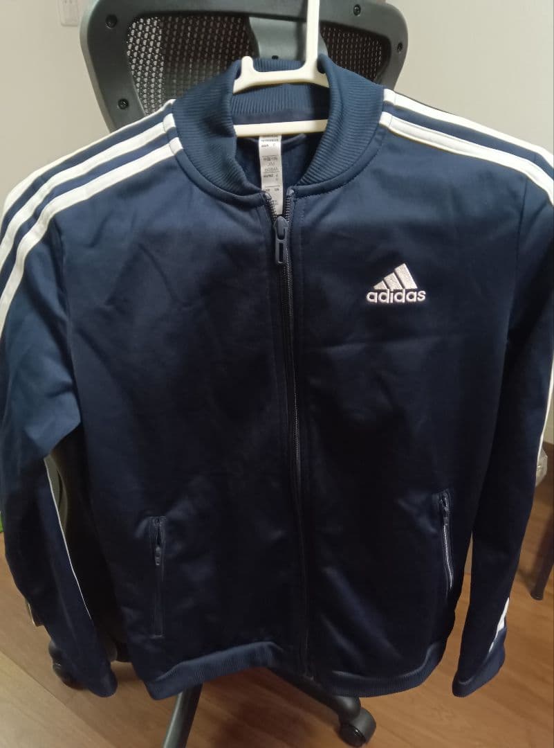 [新品]adidas 女性ジャージセット M ネイビー