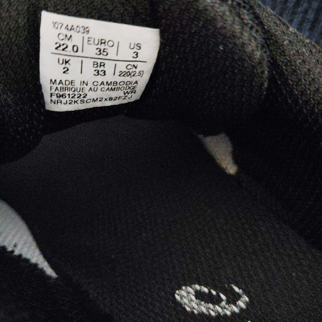 ASICS バレーボールシューズ ホワイト/ブラック 22センチ