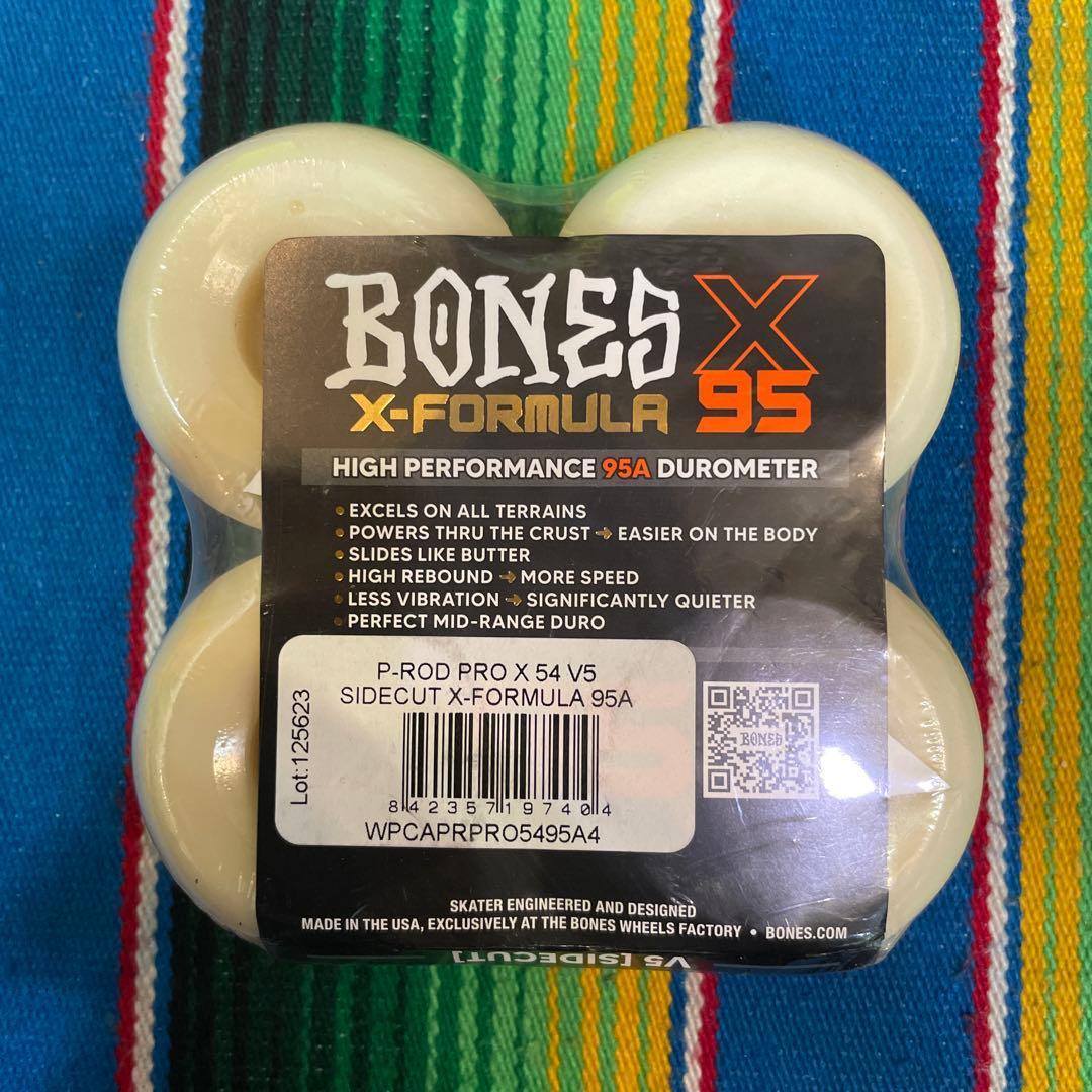 BONES P-ROD X-FORMULA 54mm 95Aウィール