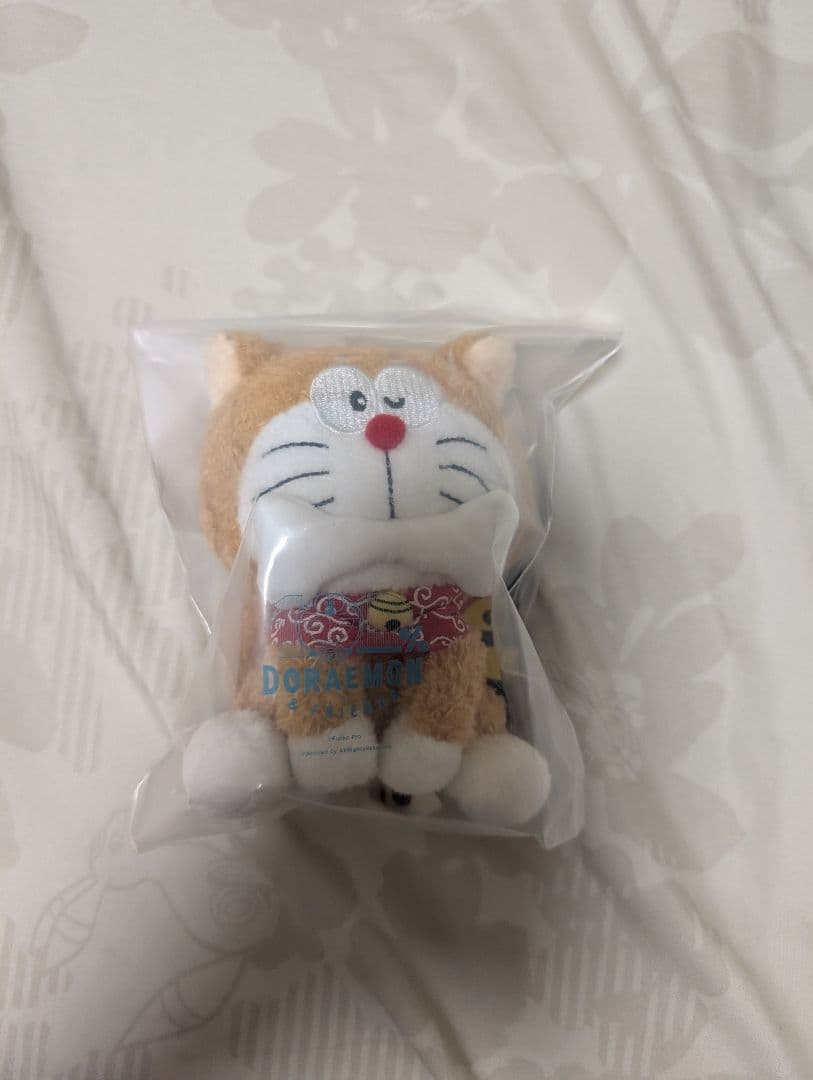 新品未開封　ドラえもん　キーチェーン　100% フレンズ展　芝犬　しば犬