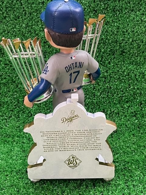 大谷翔平2025WS\"BACK TO BACK”CHAMPIONSフィギュア