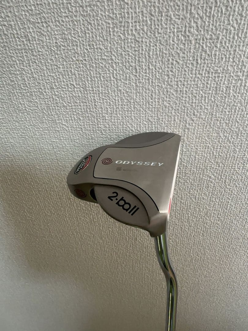 ODYSSEY 2-ball パター レディース　32インチ