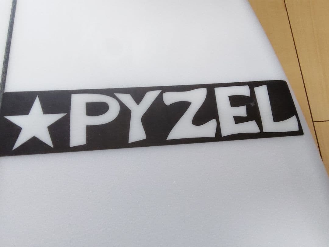 PYZEL 　ホワイトタイガー　5,6　30Lフィンセット　美品！