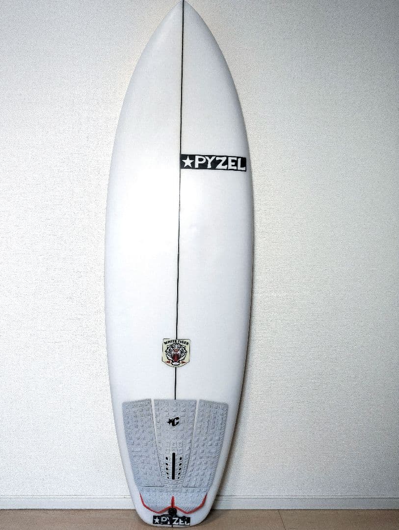 PYZEL 　ホワイトタイガー　5,6　30Lフィンセット　美品！