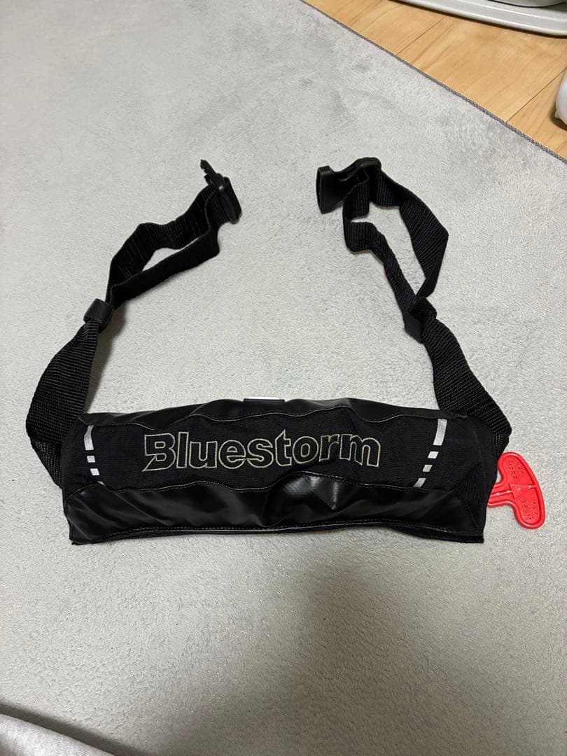 Bluestorm ライフジャケット ブラック 自動膨張