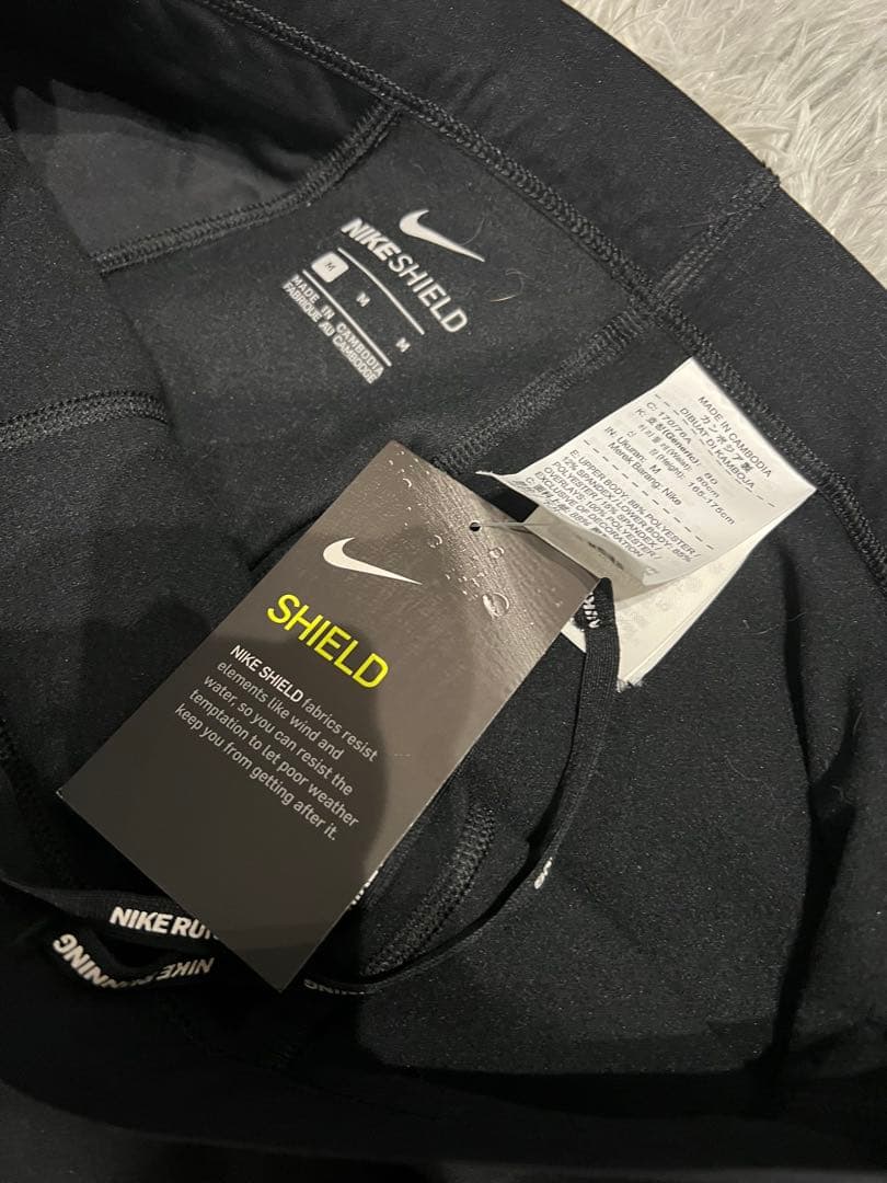 Nike Shield ナイキ　ランニングロングスパッツ