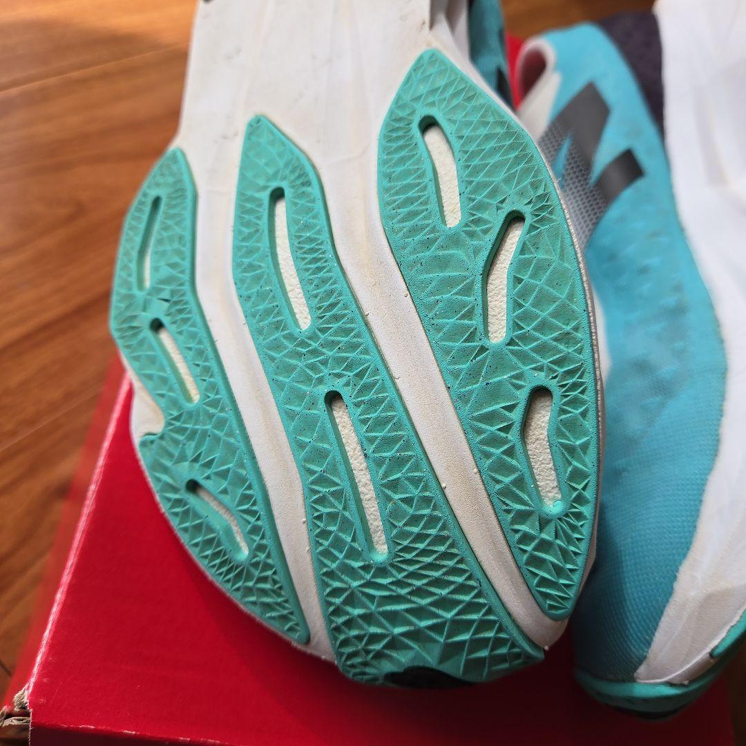 New Balance FuelCell ランニングシューズ25.5㎝