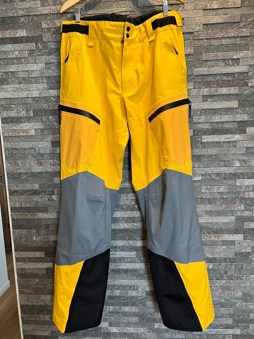 ピークパフォーマンス グラビティ ゴアテックス 3L 上下セット XL