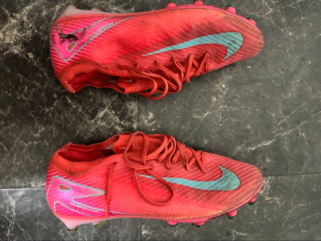 Nike サッカーシューズ スパイク レッド/ターコイズ