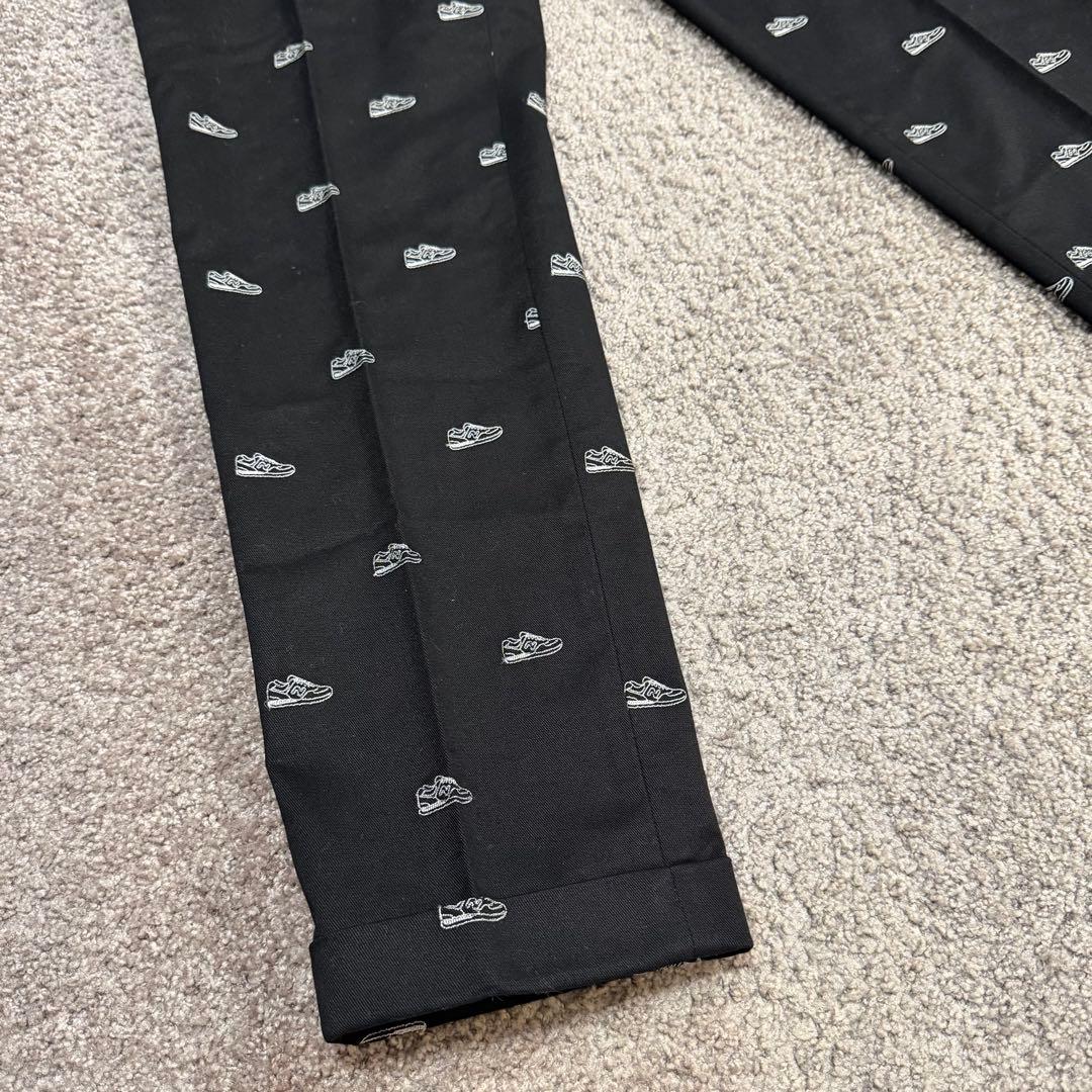 美品　ニューバランスゴルフ スニーカー総柄 刺繍 ストレッチパンツ ブラック