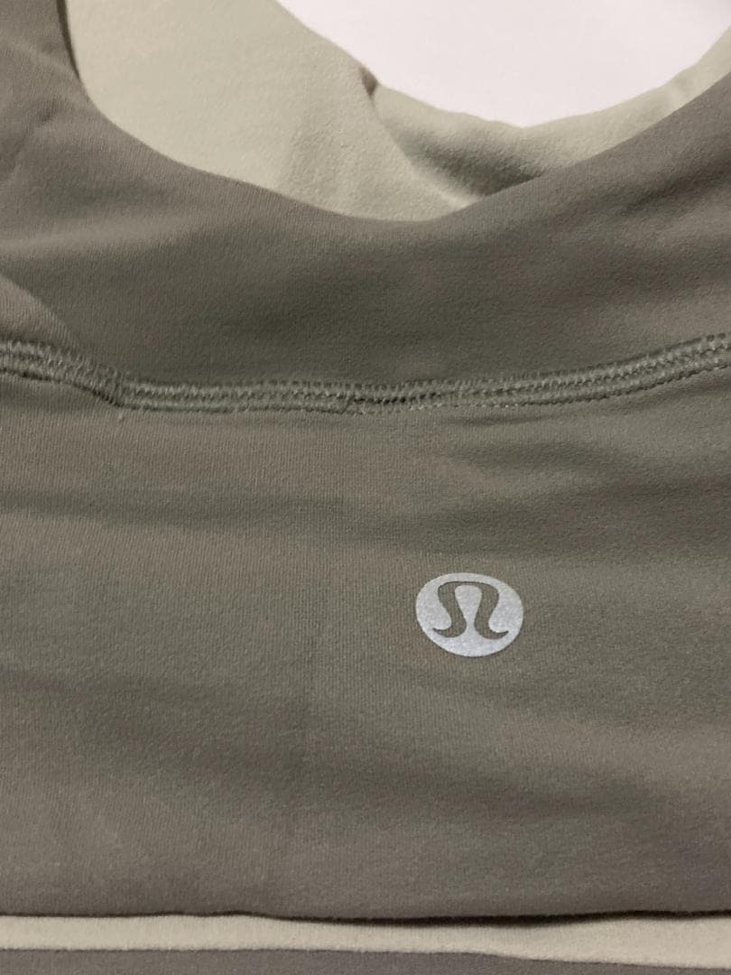 lululemon Align ルルレモン ブラ 4 カーキ ブラトップ