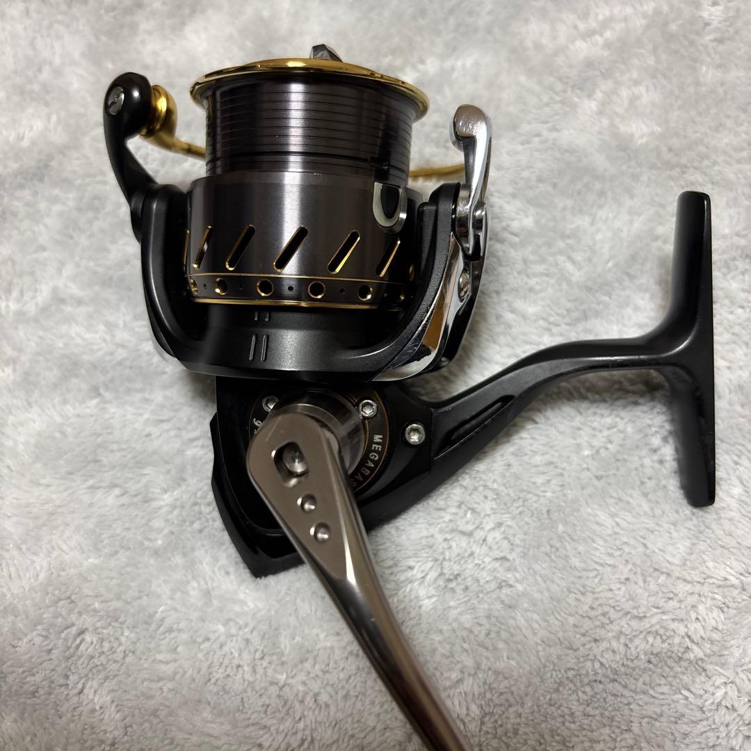 メガバス　スピニングリール　ラビット256