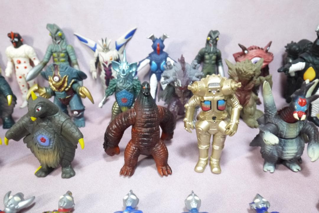 ウルトラマン　ウルトラ怪獣　ミニソフビ　103体