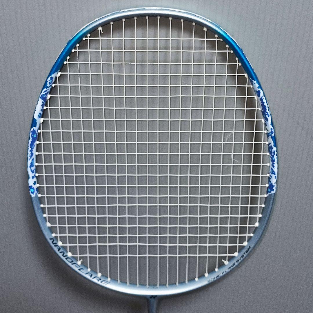 YONEX NANOFLARE 300 バドミントンラケット 4UG5 テープ付