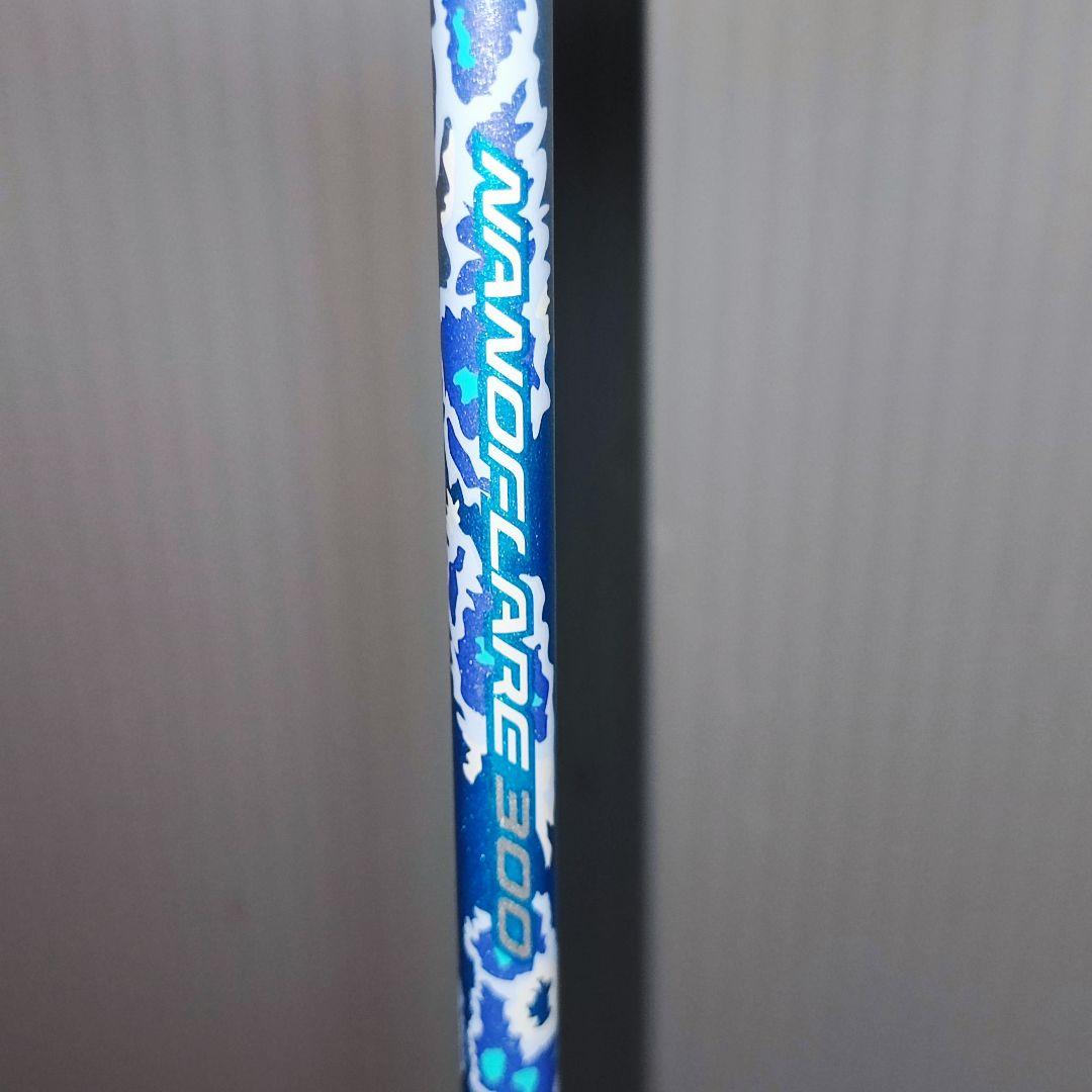 YONEX NANOFLARE 300 バドミントンラケット 4UG5 テープ付