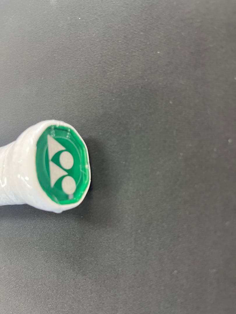 4ug6 アストロクス100ZVA 新品　バドミントン　ラケット