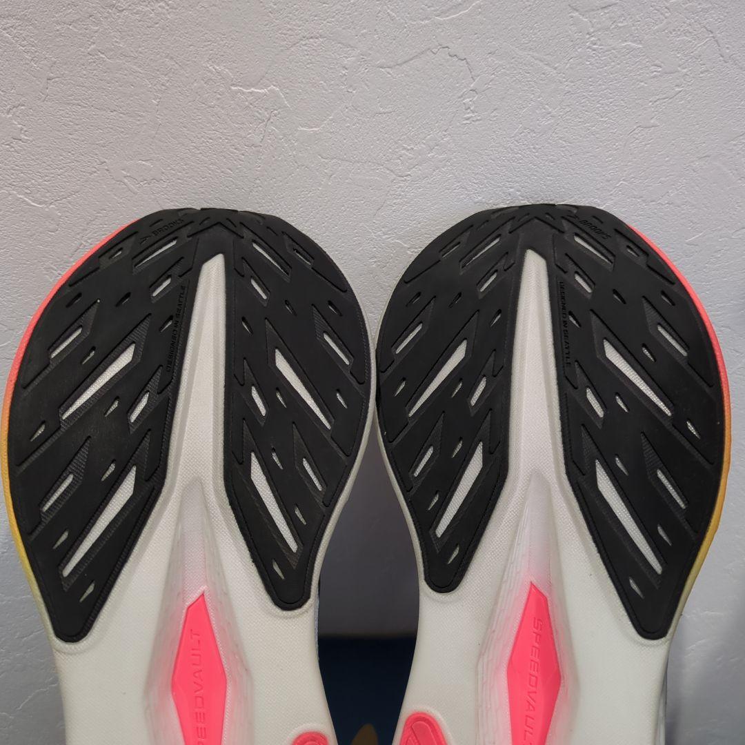 美品ブルックス　HyperionMax2 ハイペリオンマックス2 26cm
