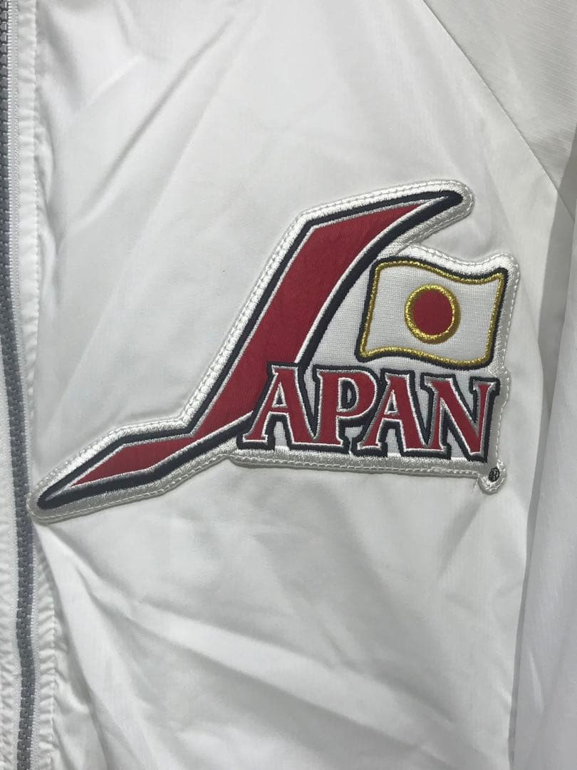 希少 美品 Mizuno 日本代表 ホワイト ウインドブレーカー 19上原浩治