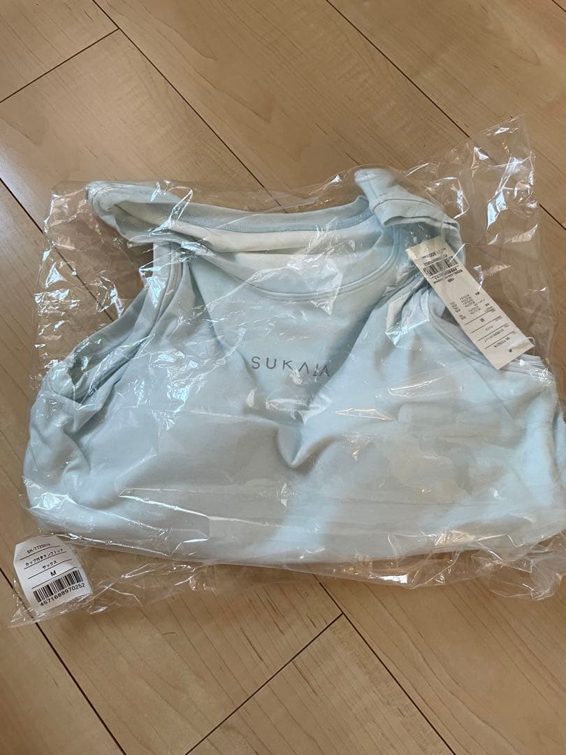 ✴︎新品未使用✴︎SUKALAカップ付きタンクトップMサイズ