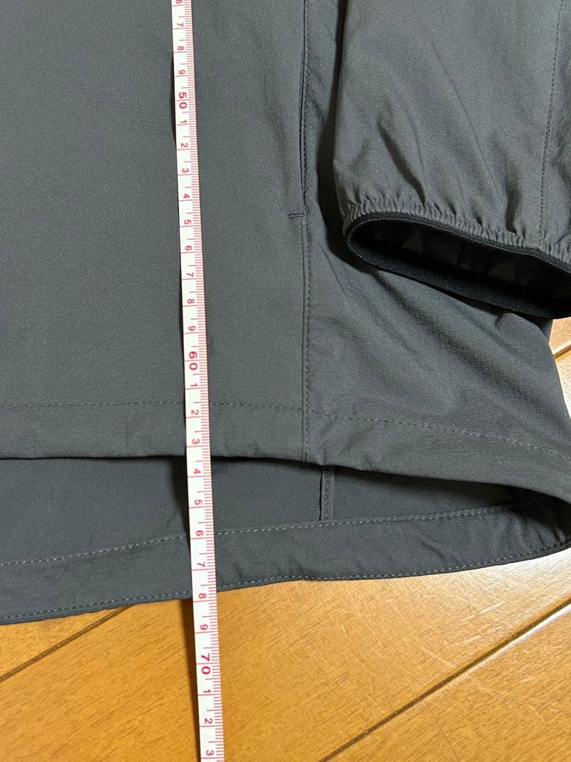 ノースフェイス(THE NORTH FACE) ウインドブレーカー Mサイズ