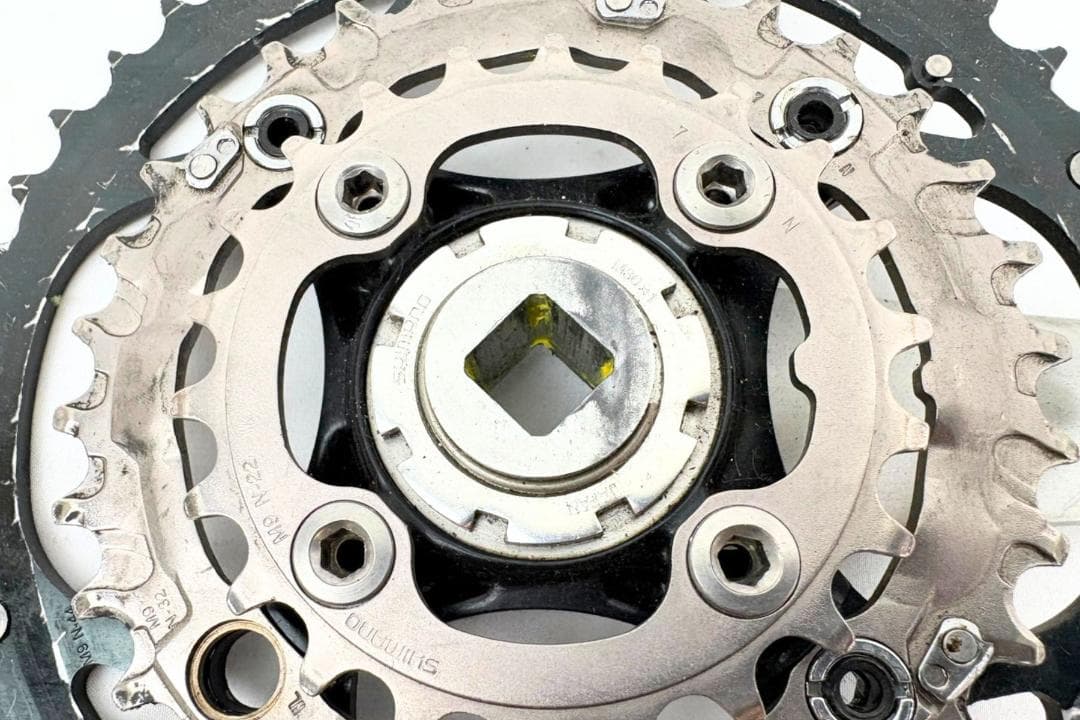 T40) シマノ SHIMANO DEORE XT クランクセット