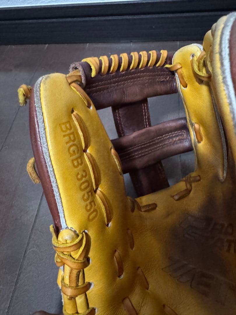 ZETT PROSTATUS 軟式用グローブ　内野手用 日本国旗刺繍