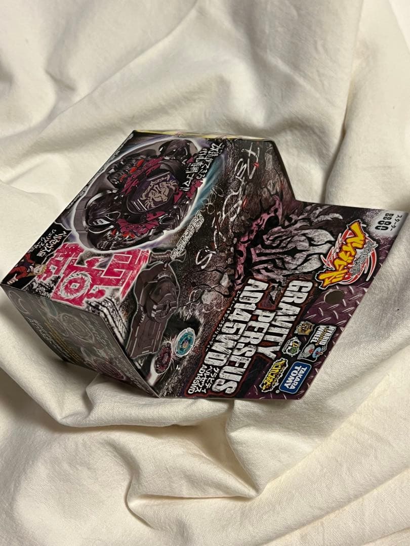 超貴重タカラトミー Gravity Perseus ベイブレード
