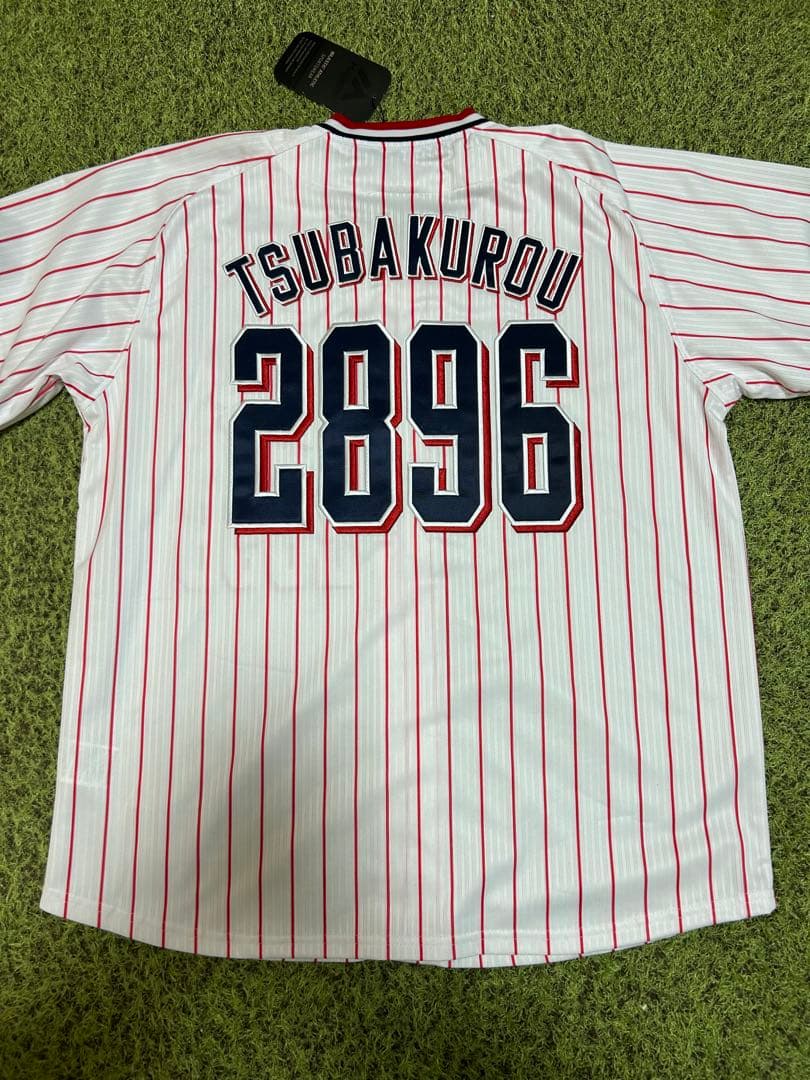 ヤクルトスワローズ　つば九郎ユニホーム　Lサイズ