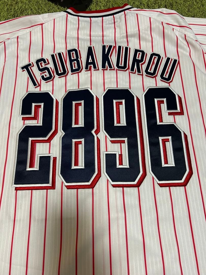 ヤクルトスワローズ　つば九郎ユニホーム　Lサイズ