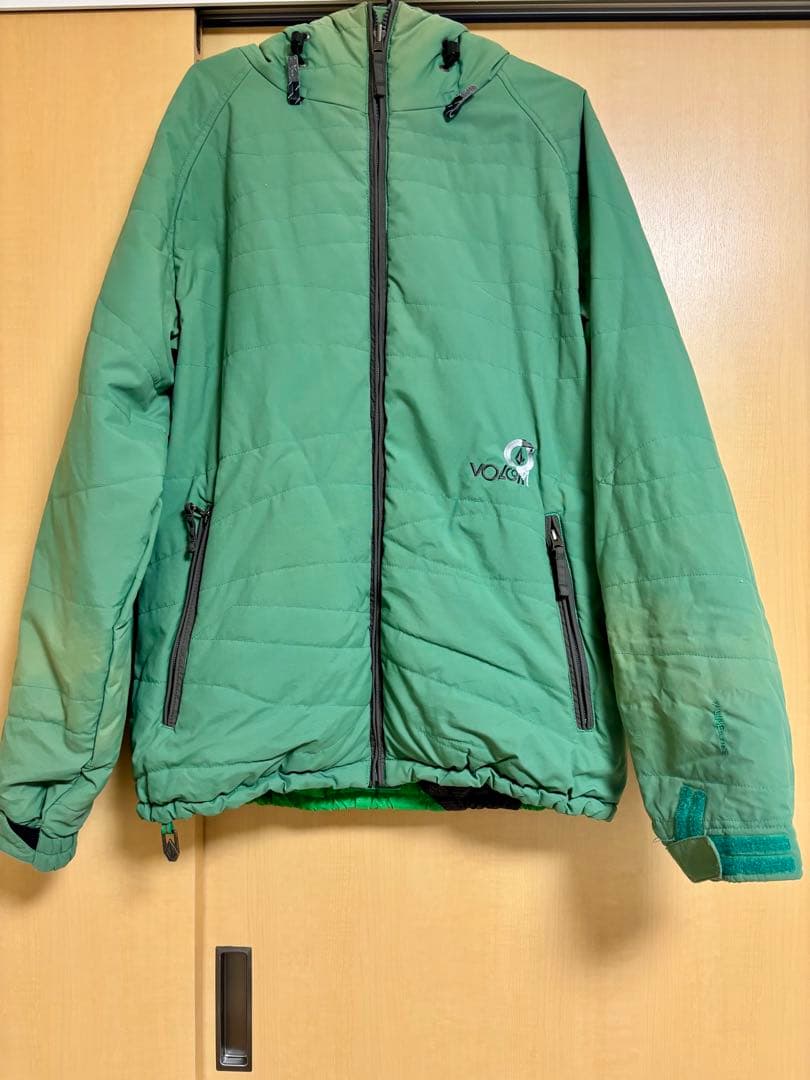 【貴重】VOLCOM ウェア　上下セット　グリーン ブラック