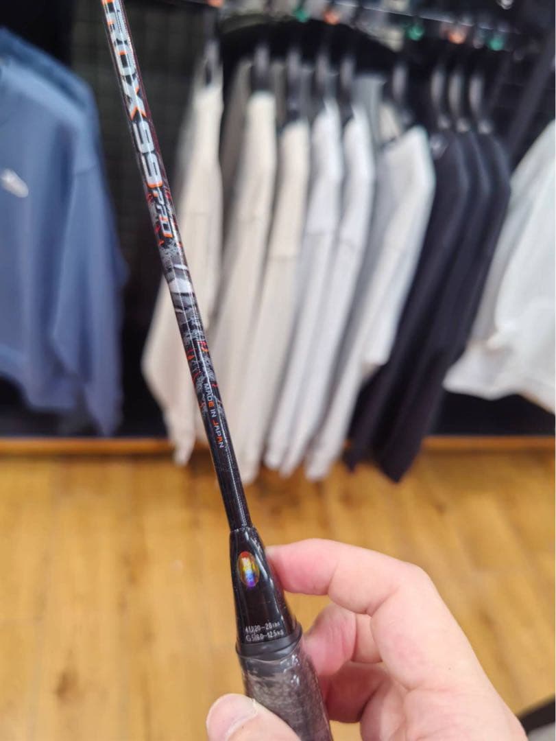 YONEX ASTROX 99 プロ バドミントンラケット 4UG5