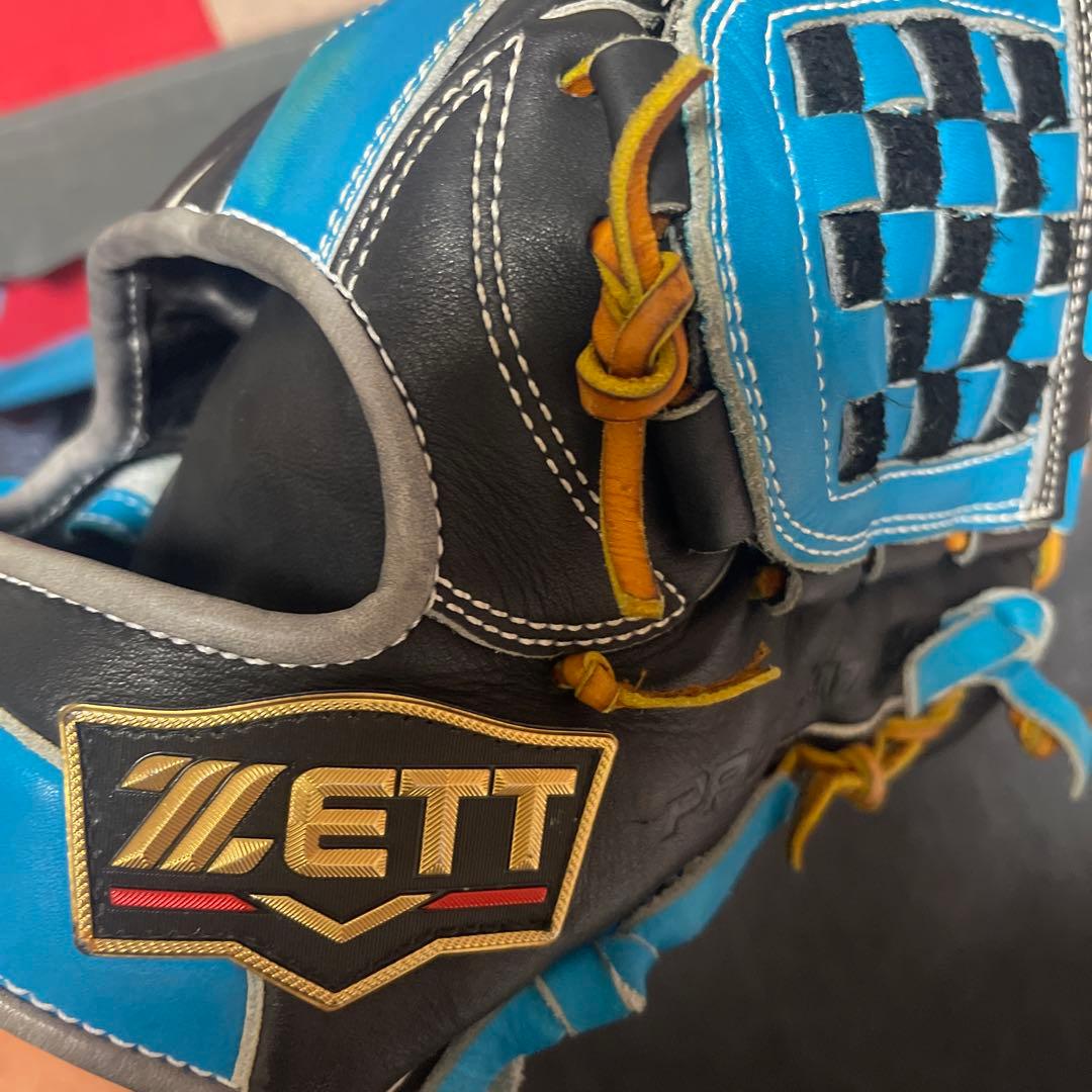 【値段交渉可】【源田モデル】ZETT PROSTATUS 軟式グローブ 黒/青